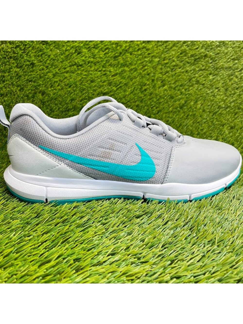 Nike Explorer CTRL Mens Size 9 Gray Blue White Running Spikeless Golf Shoes